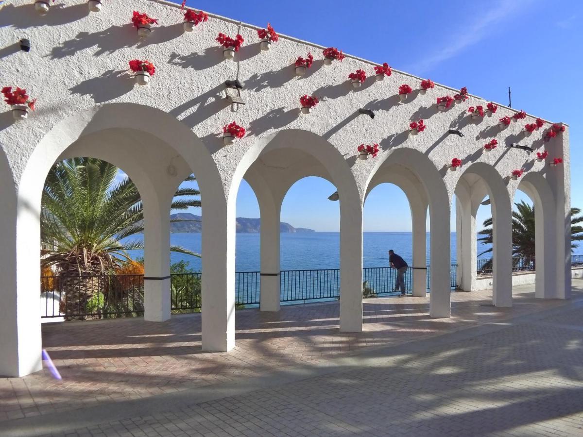 R838 Capistrano Playa 213 Nerja Exterior foto