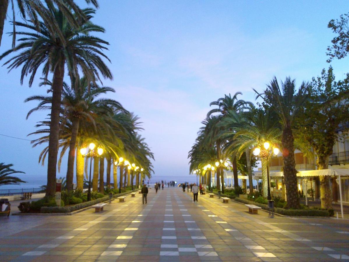 R838 Capistrano Playa 213 Nerja Exterior foto